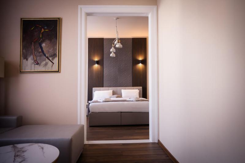 Old Town Sebilj 40m Luxury Apartment by Naami II - image 11