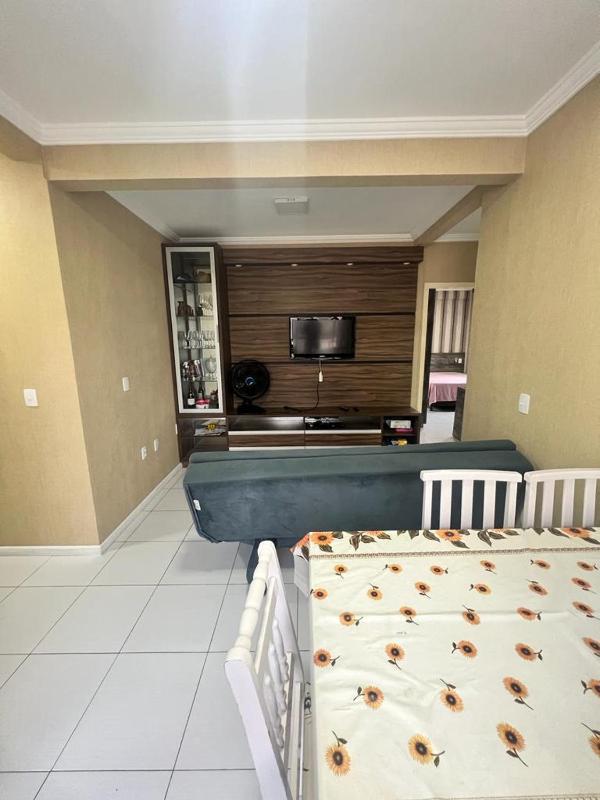 Apartamento à 300 metros praia - Centro - Itapema - image 1