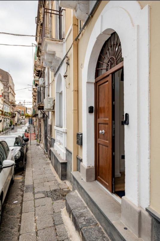 Spazio apartments Suite Crociferi - image 14