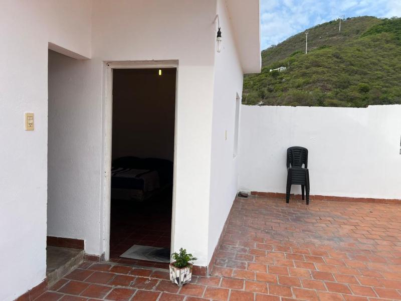 Habitación con Gran Terraza y Hermosa Vista - image 2