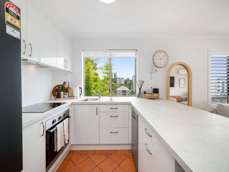 Seabreeze unit 5 Kings Beach - image 5