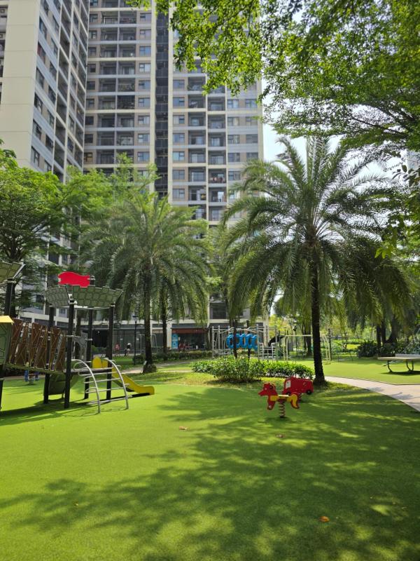 Penthouse Vinhomes Grand Park - Sky Garden Apartment - image 32