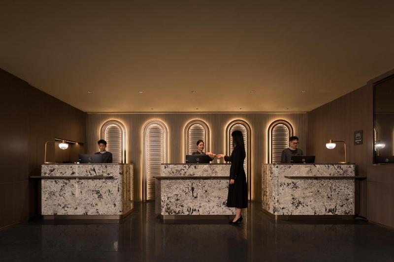 Atour Hotel Shanghai Bund Land Plaza - image 3