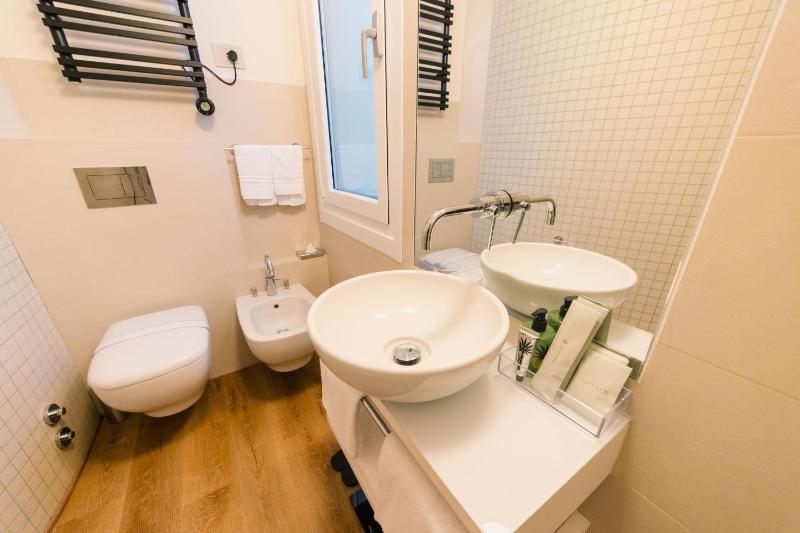 Splendide Riviera Boutique Art Hotel - image 7