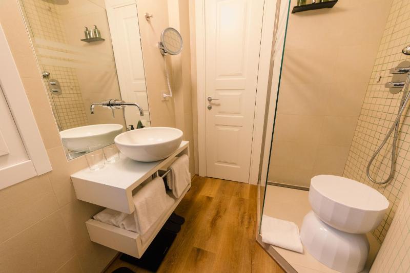 Splendide Riviera Boutique Art Hotel - image 5