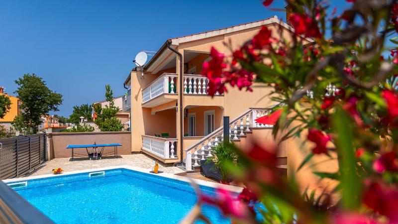 Villa Anja by Villas Guide - image 1