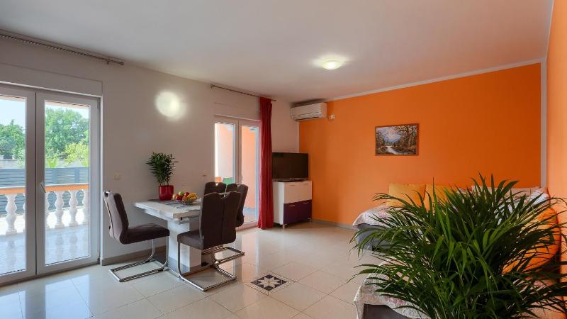 Villa Anja by Villas Guide - image 29