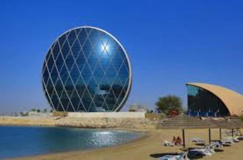 Silk Valley - Al Raha Luxury 1B with Direct Beach Access - image 8