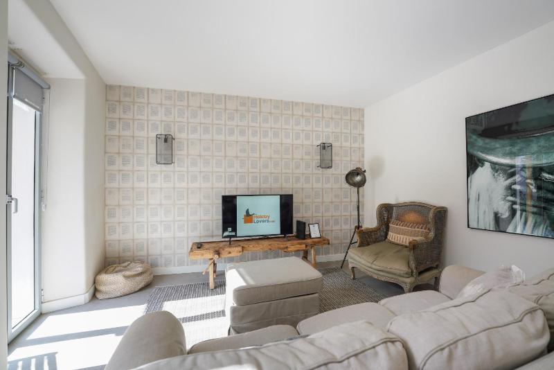Charming design house in Montijo with garden - 43 - image 2