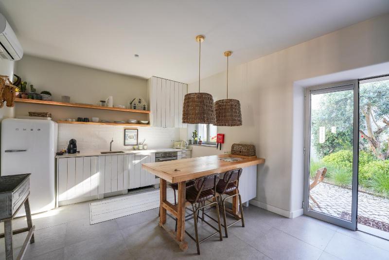 Charming design house in Montijo with garden - 45 - image 3