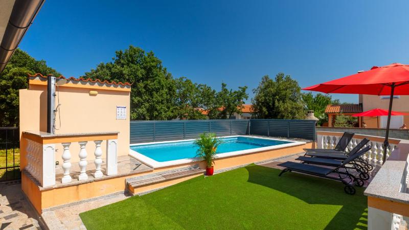Villa Maks by Villas Guide - image 25