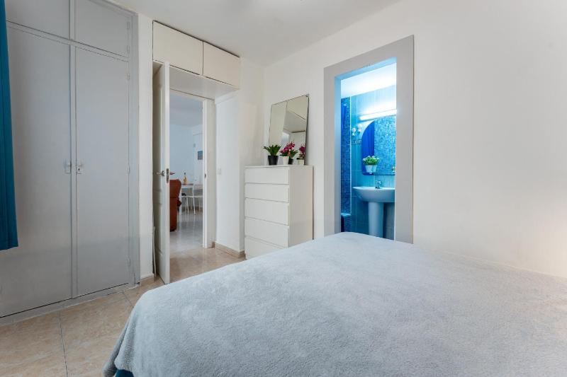 MalagaSuite Center Torremolinos Apartment - image 9