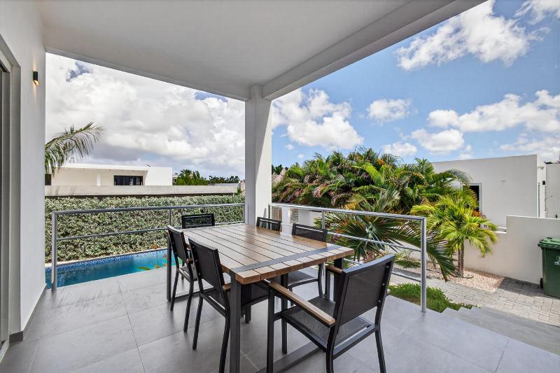 Villa Marie Pampoen - Ruime villa met privézwembad tropische tuin & toplocatie - image 13