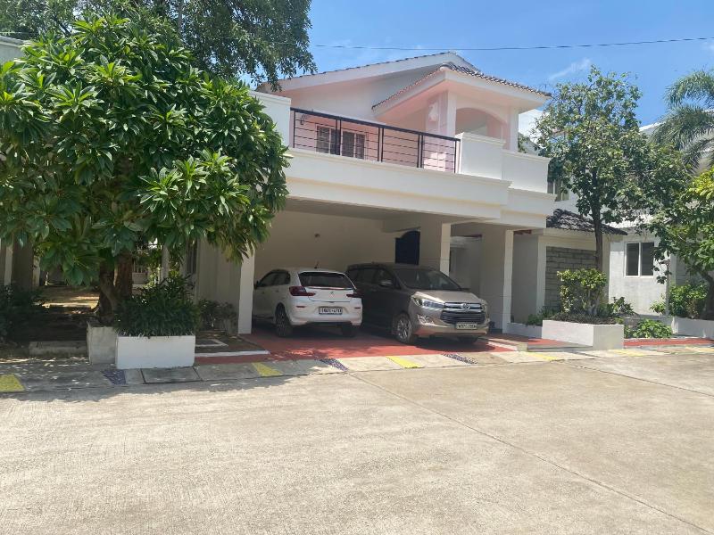 SHASHAS COZY MENAGE - An Independent Villa - image 6