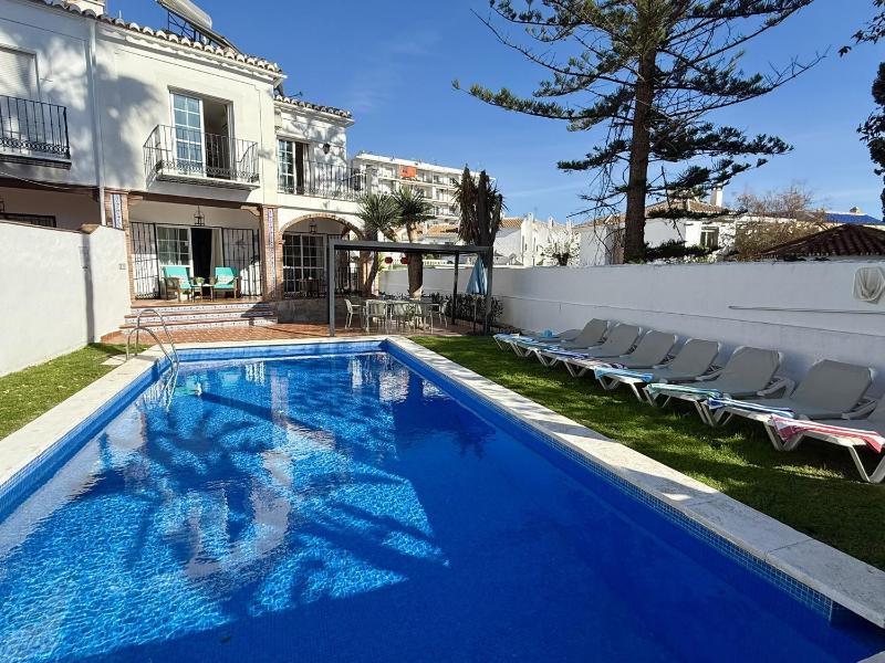 Nerja Paradise Rentals - Villa Flamingo - image 2