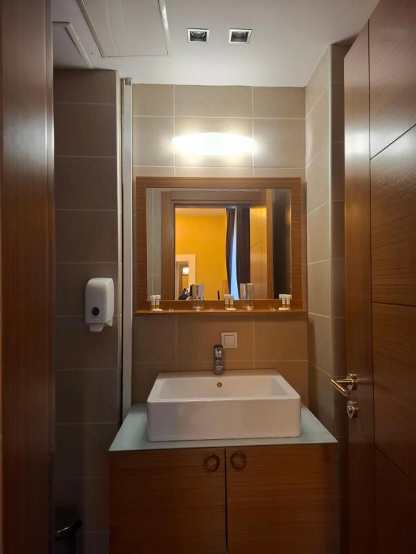 City Hotel Plovdiv FREE PARKING - image 42