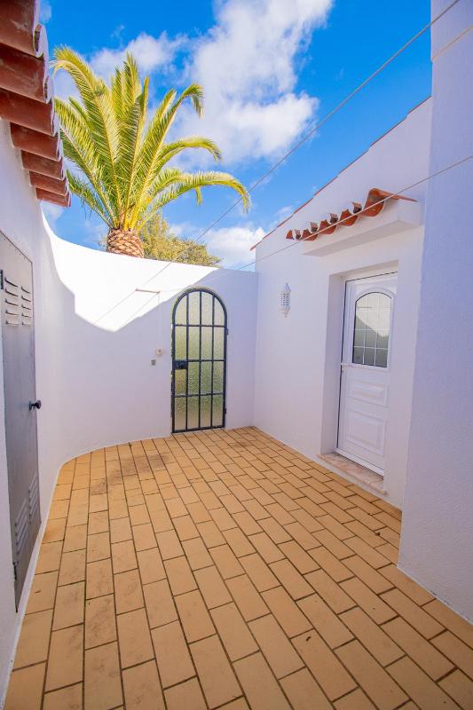 61 vdm - Superb villa on Vale do Milho with heated - image 12