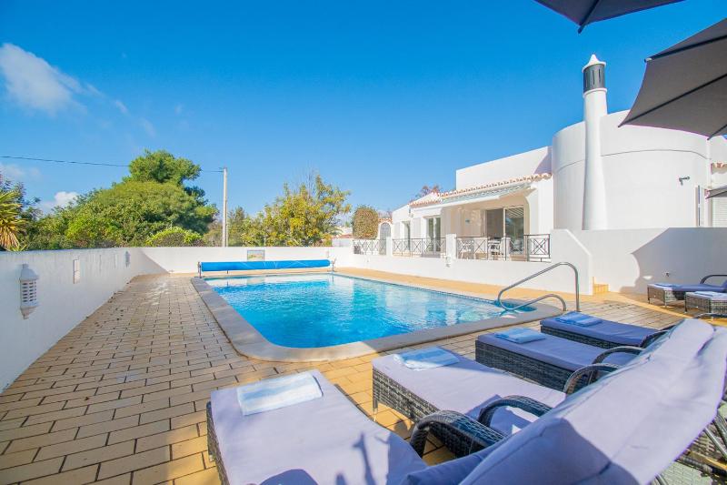 61 vdm - Superb villa on Vale do Milho with heated - image 13