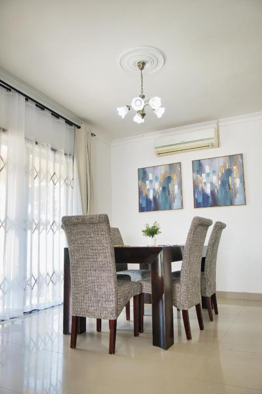 Katongo House a spacious and comfortable home in the heart of Roma Lusaka - image 6