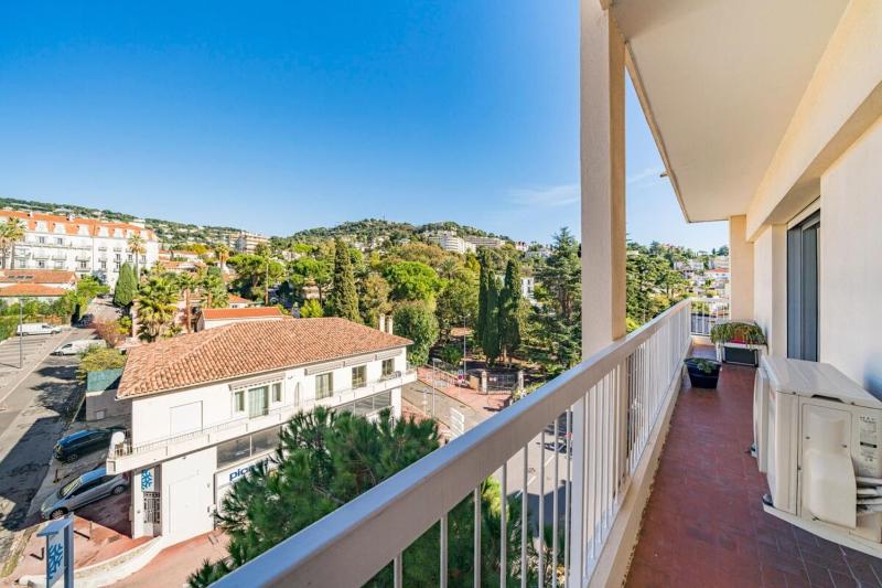 Brand new 2 bedrooms heart of Cannes - image 14