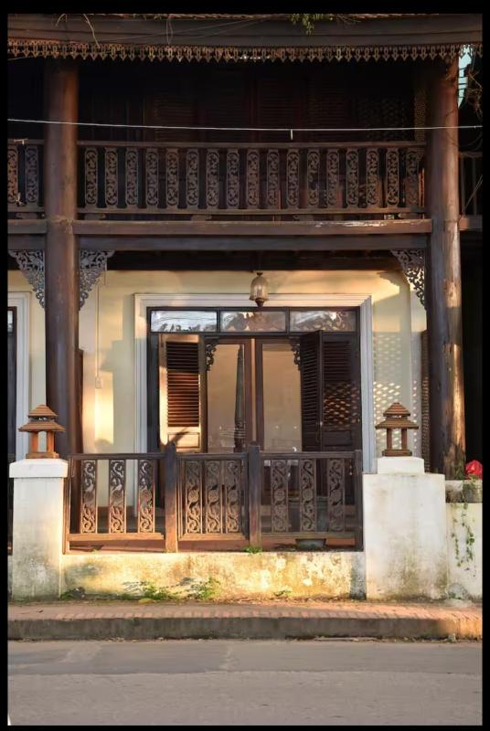 Colonial House Mekong River View - image 10