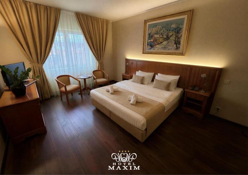 Hotel Maxim - image 47