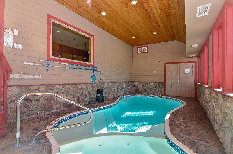 Boulder Lodge by Railey Vacations - image 1