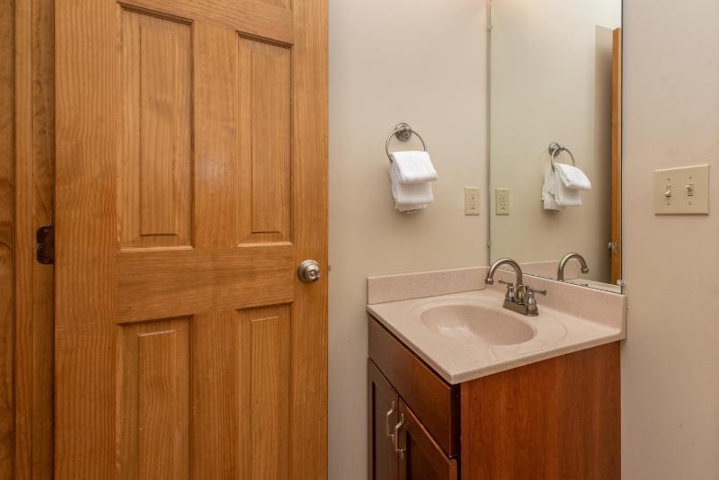 Boulder Lodge by Railey Vacations - image 17