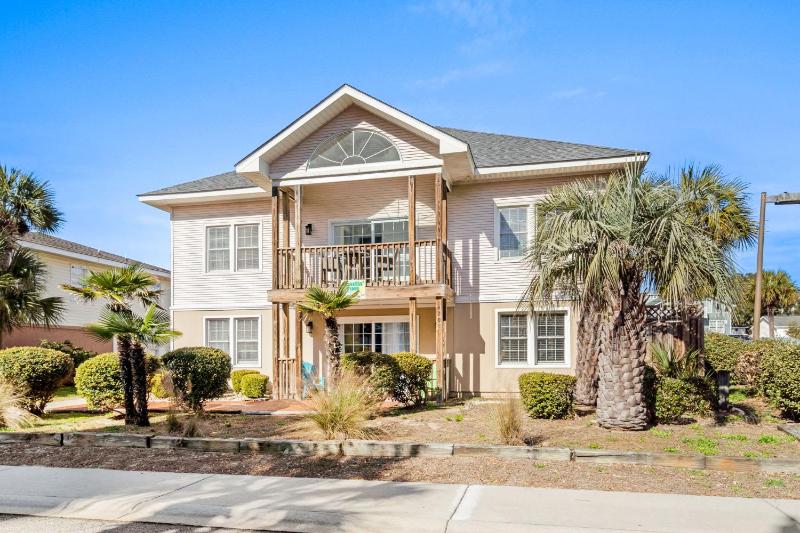 Coastin Time 8 BR 6BA Private Heated Pool & Hot Tub - image 22