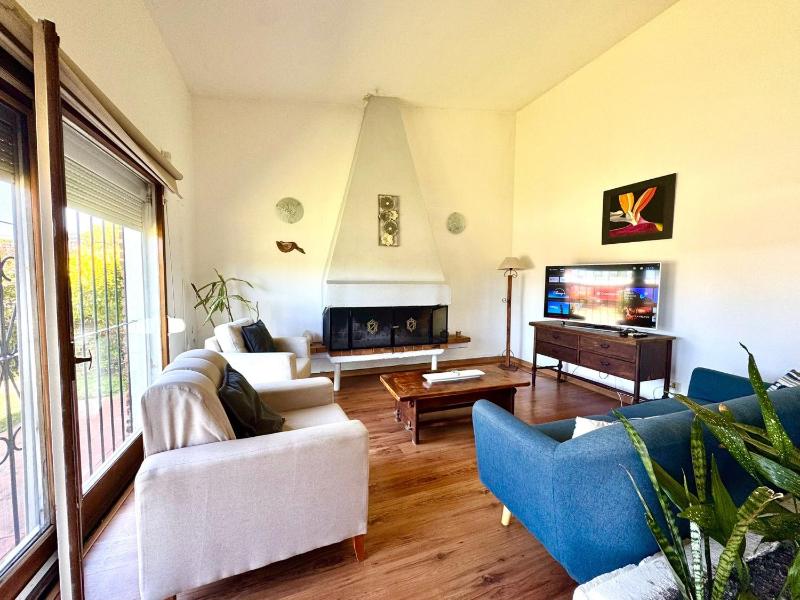 Casa de 3 dormitorios en Playa Mansa Punta del Este - image 9