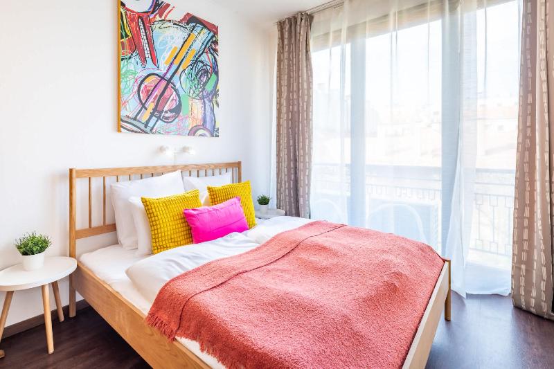 Ultra central - Stylish - Balcony - AC - image 1