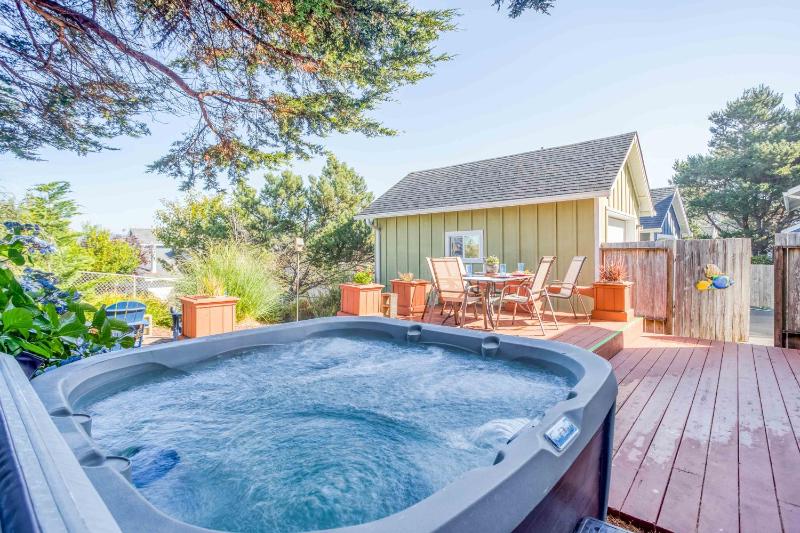 Gigis Beach House - image 16
