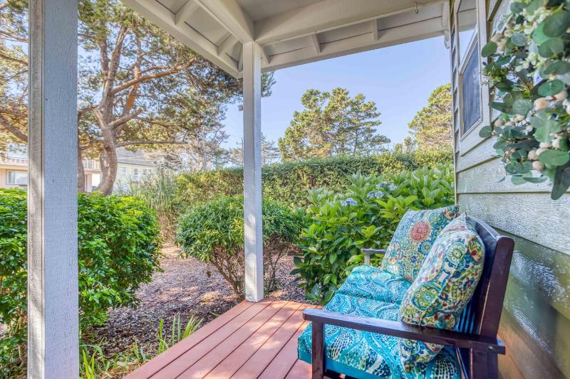 Gigis Beach House - image 32