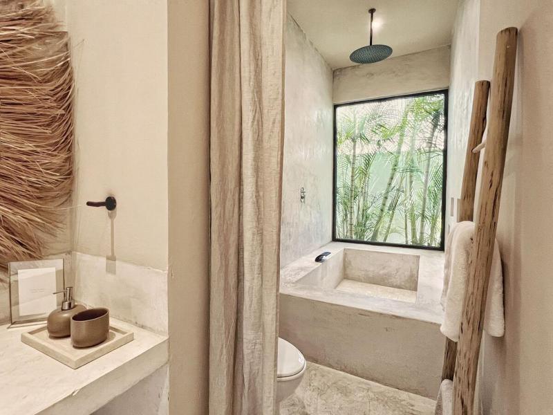 Villa Oasis Heated Private Pool Daily Housekeeping Prime location - image 27
