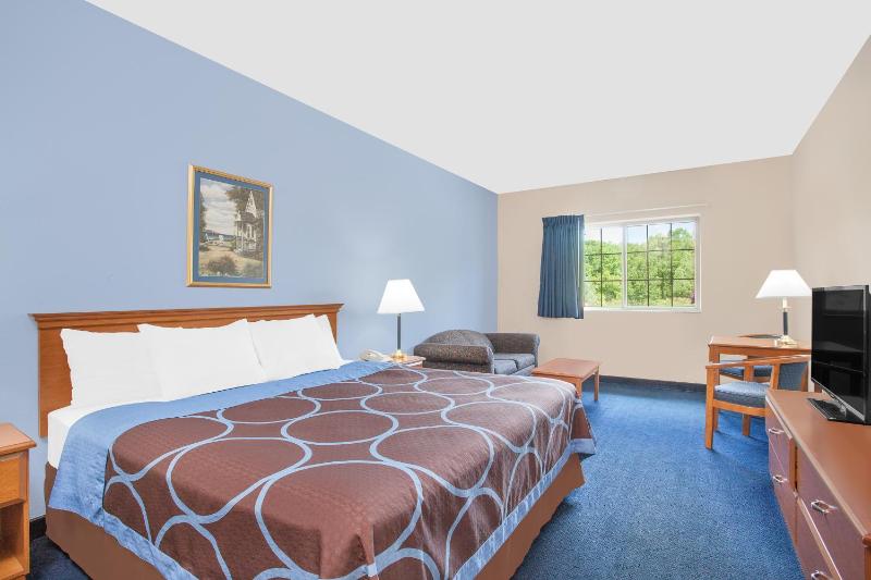 King Room - Non-Smoking image 2