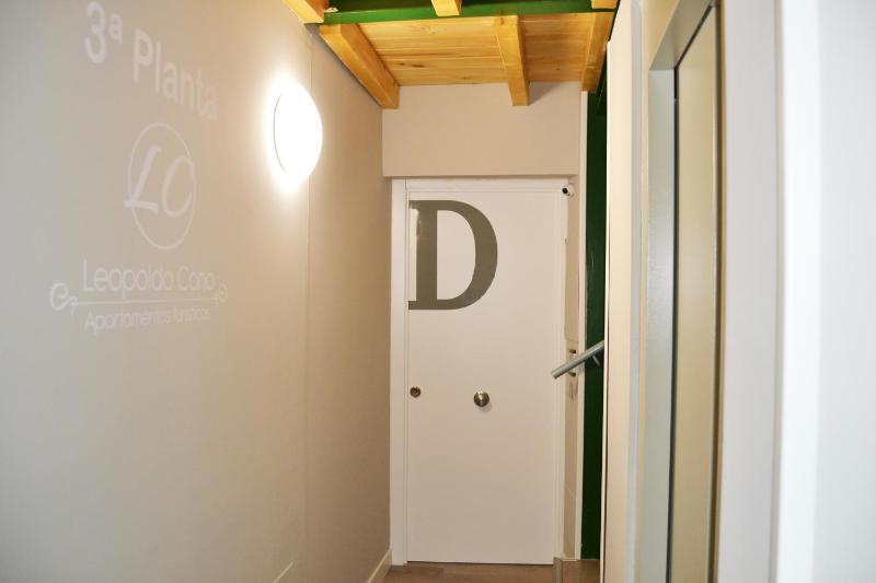 Studio Apartment image 2