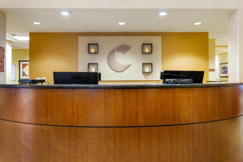 Comfort Suites Charleston West Ashley - image 11