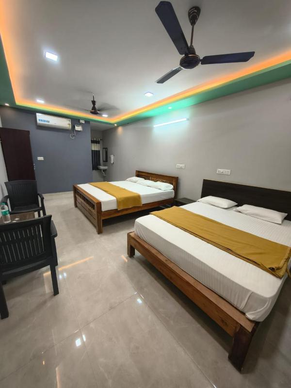 Shiva Ramana Home Stay - image 1