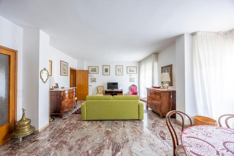 Italian Experience-Mestrina Apartment - image 29