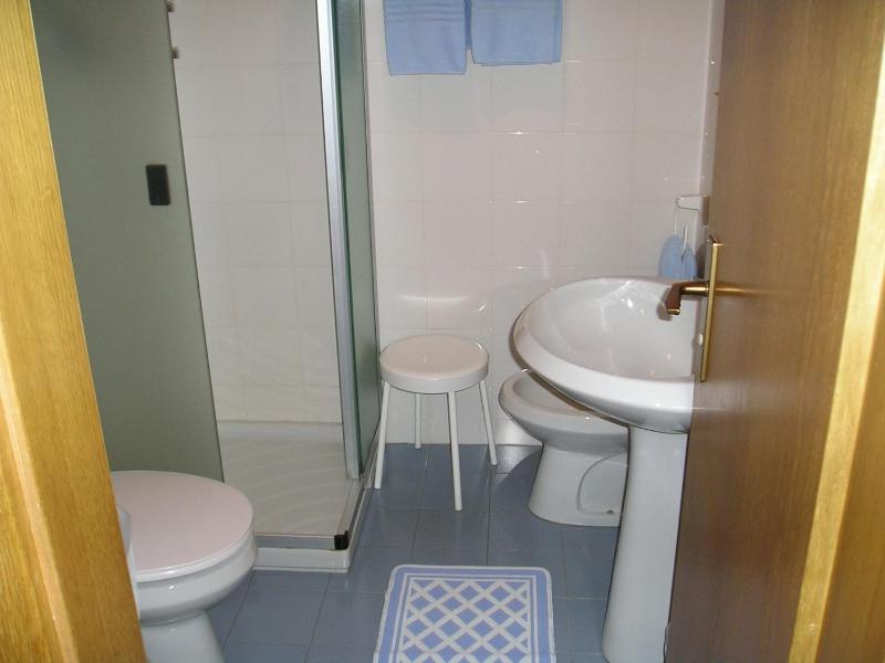 Double or Twin Room image 3