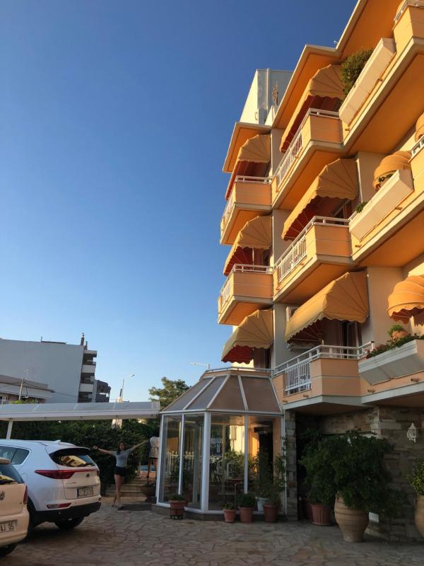 Park Hotel - image 19
