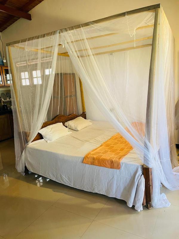 Chamika's Welcome Guest House - image 10