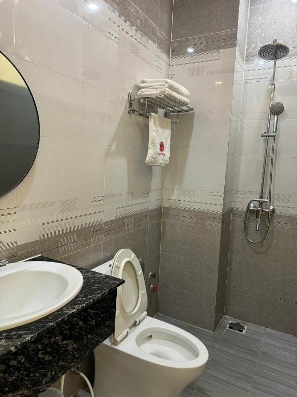 Hùng Thi Hotel - image 42