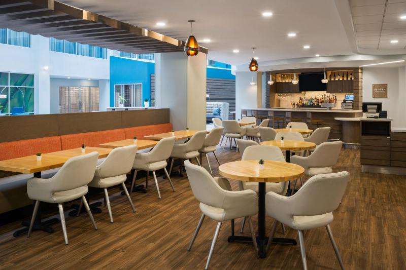 EVEN Hotel Pittsburgh Downtown by IHG - image 18