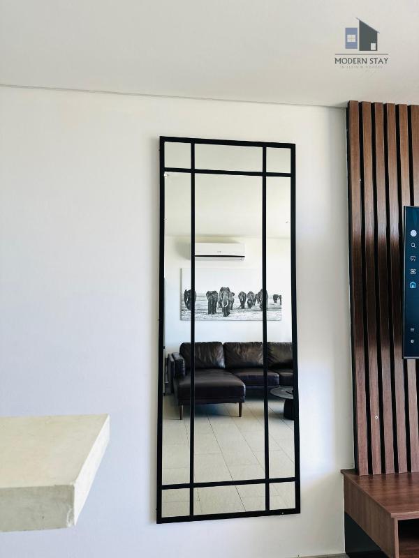 Modern stay in Klein Windhoek - image 8