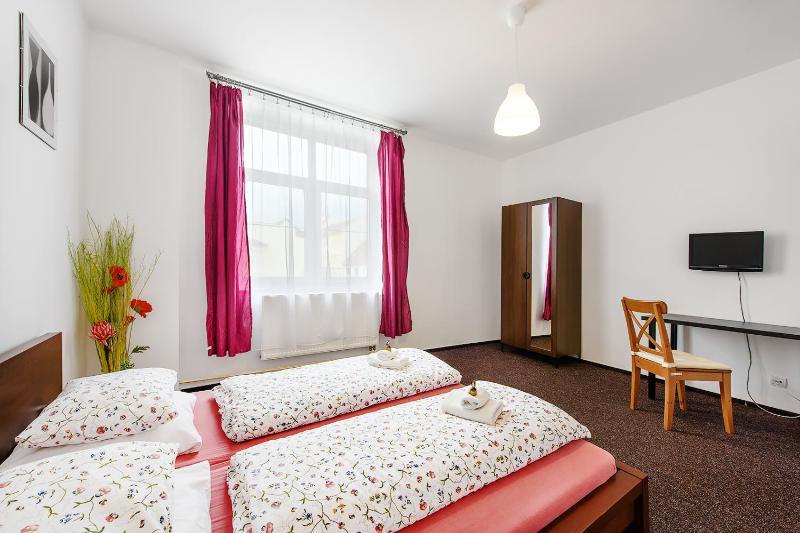Double Room with Private Bathroom image 2