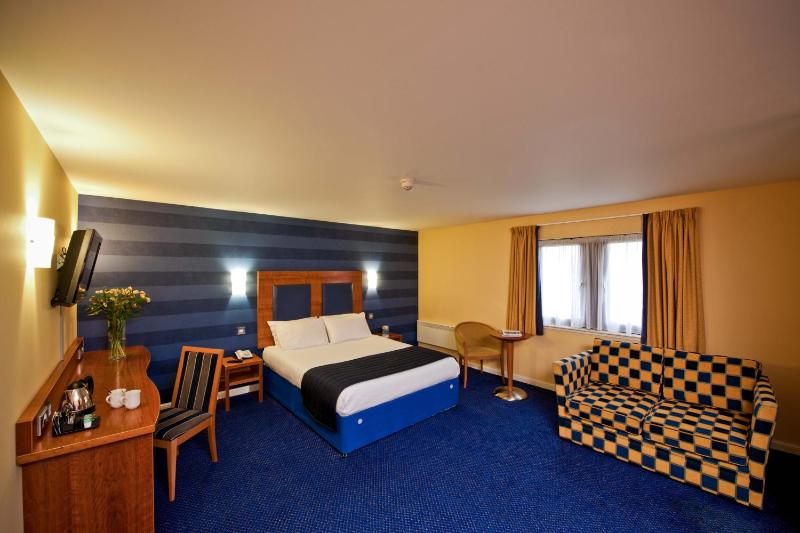 Standard Double with Sofa Bed image 1