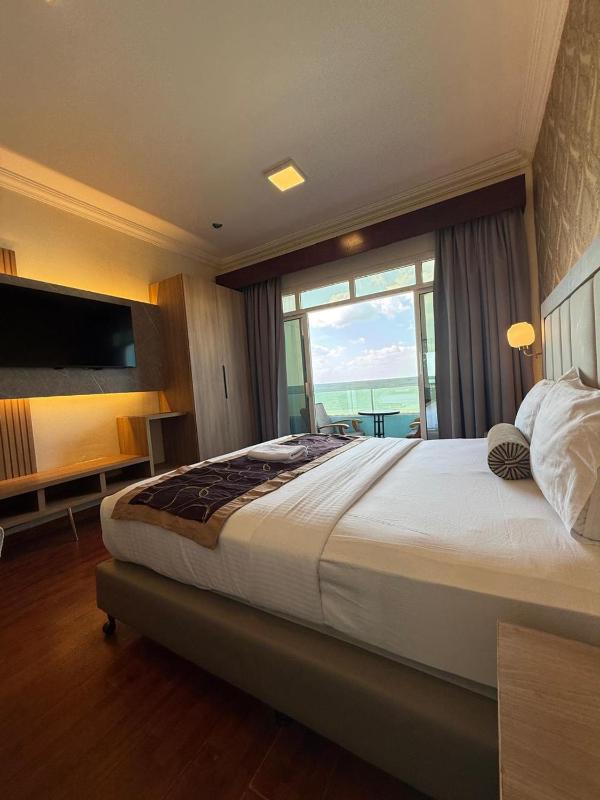 Mermaid Beach Hotel LLC - image 43