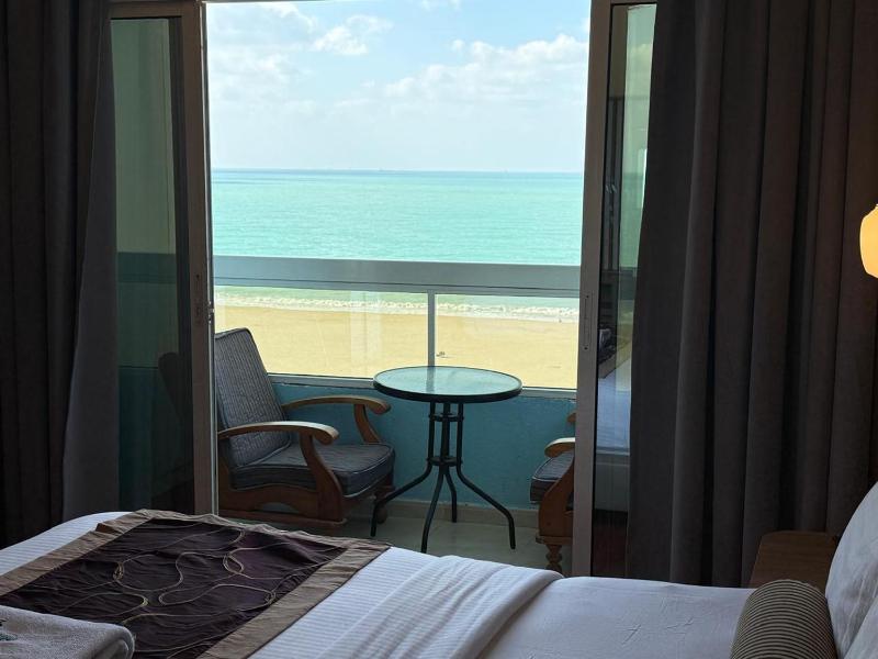Mermaid Beach Hotel LLC - image 33