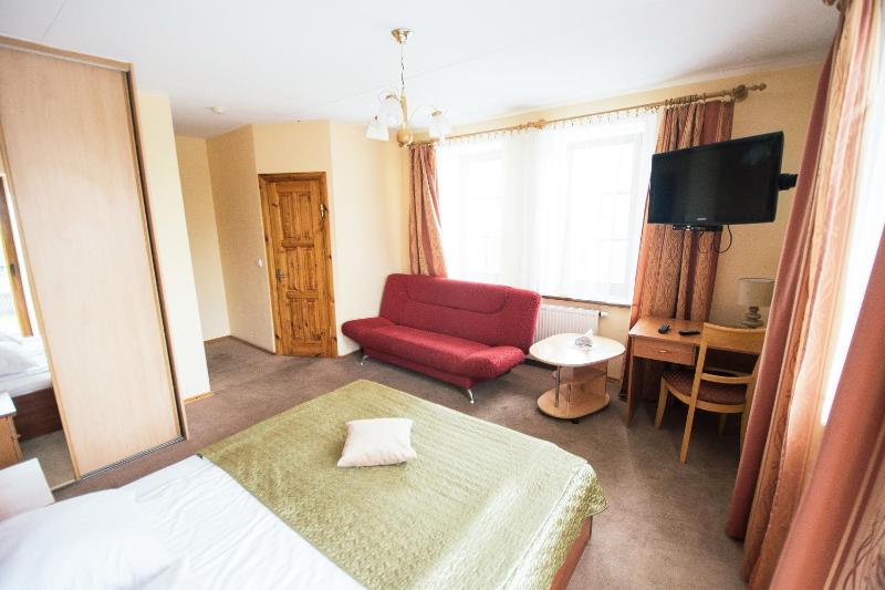 Superior Triple Room image 1